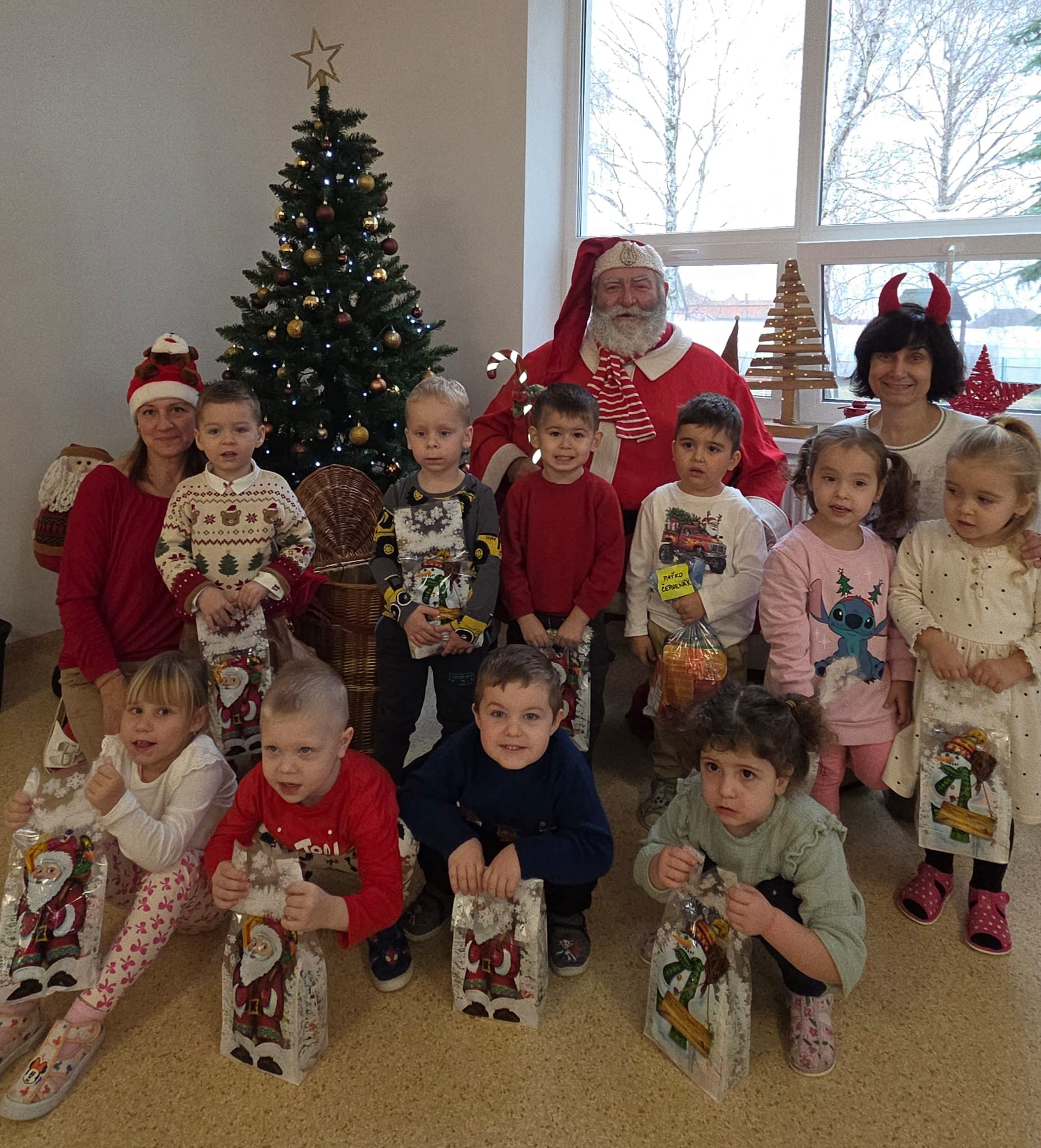 594472026_3352822874875772_59685591064088436_n