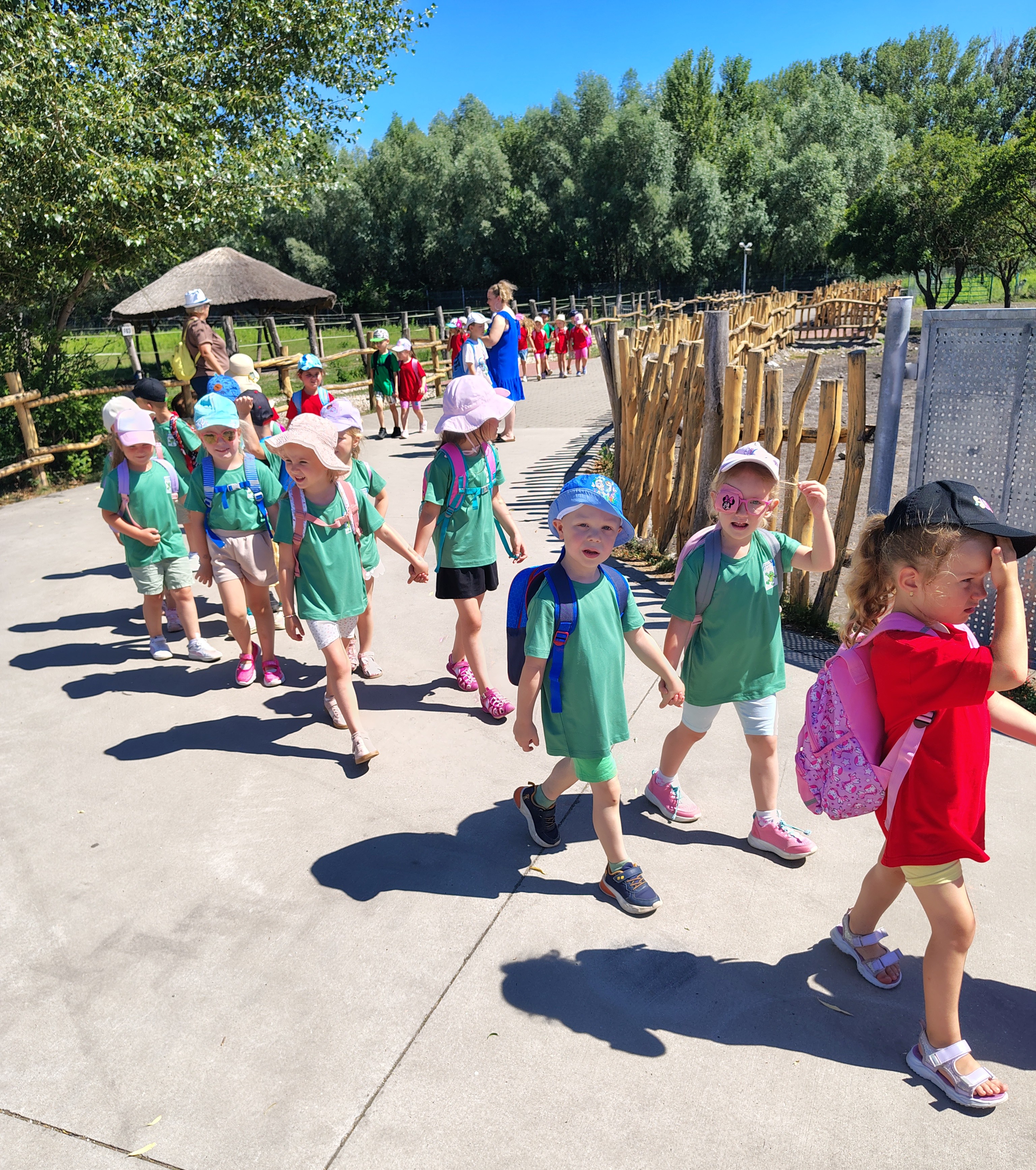 1000040071